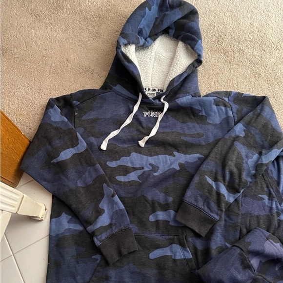 Vs pink Sherpa lined campus pullover skinny joggers short sleeve tee Camo 2018 - Picture 4 of 13